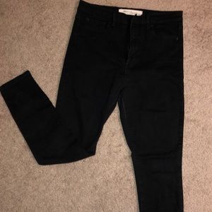 Gap True Skinny Super High Rise Size 30 Black Jean